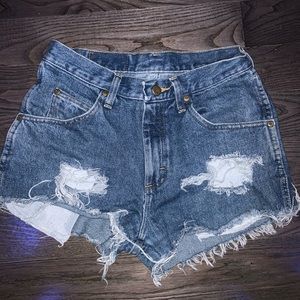 Vintage wrangler jean shorts